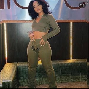 Tordrobes butterfly pants with front to back zipper